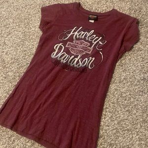 Cap sleeve T-shirt Large but runs small